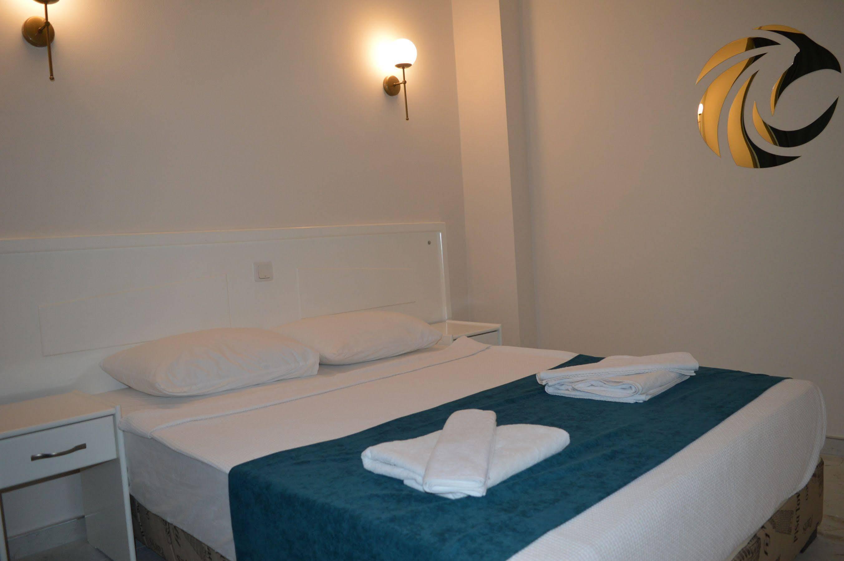 Aquila Beach Hotel Fethiye Extérieur photo