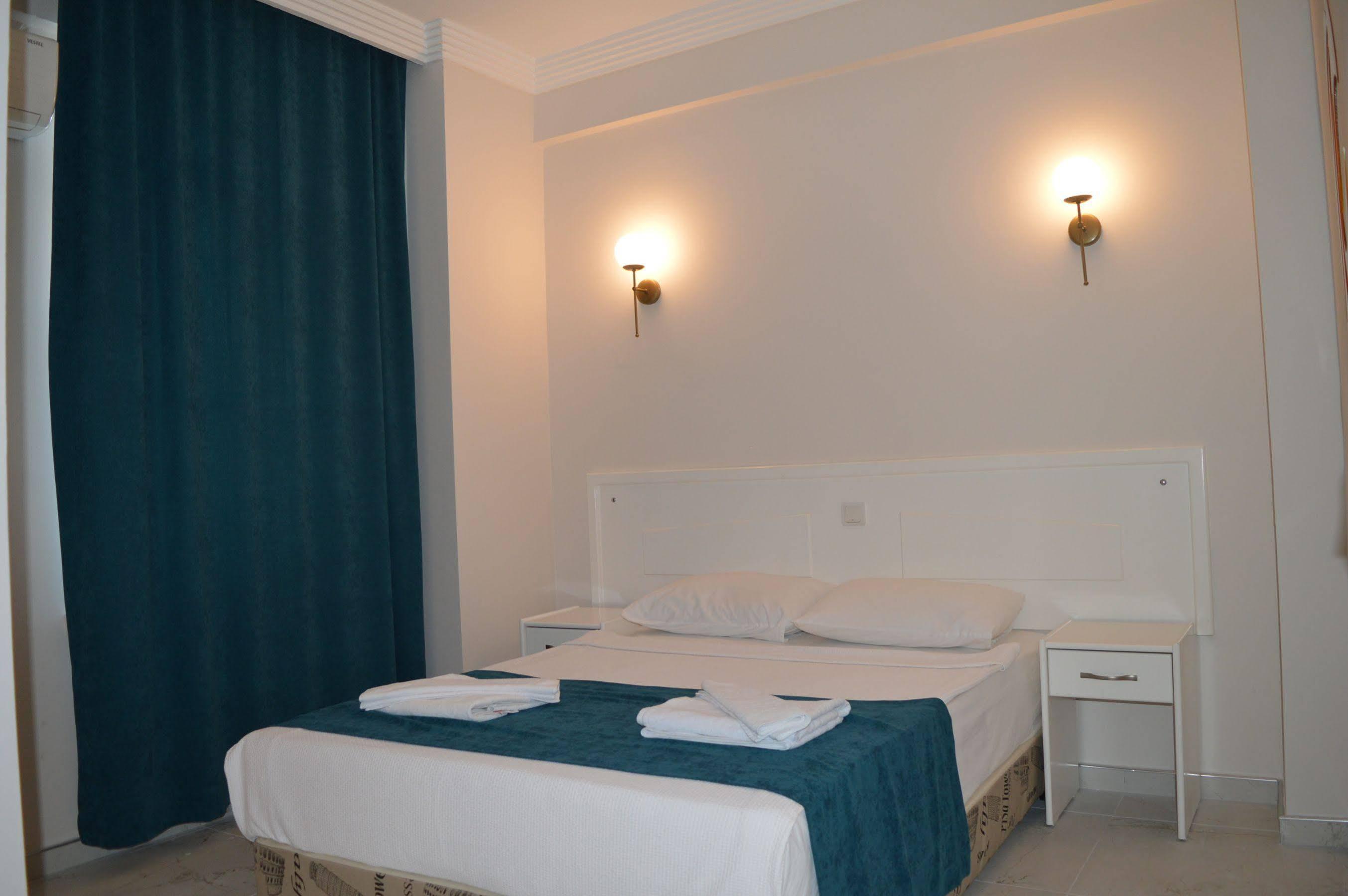 Aquila Beach Hotel Fethiye Extérieur photo