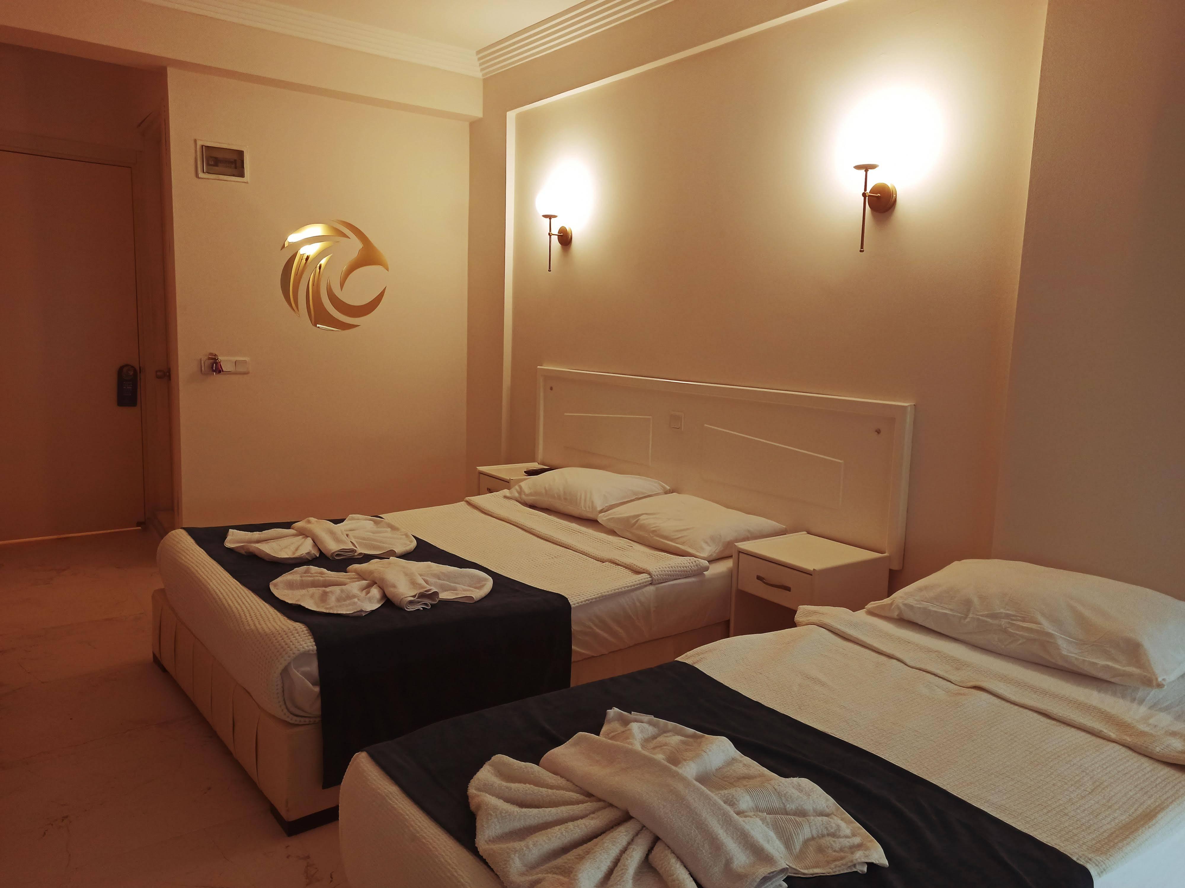 Aquila Beach Hotel Fethiye Extérieur photo